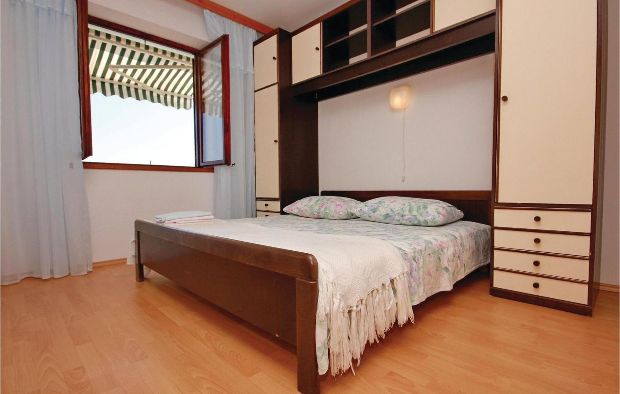 Beautiful Apartment In Prizba With Wifi Dış mekan fotoğraf